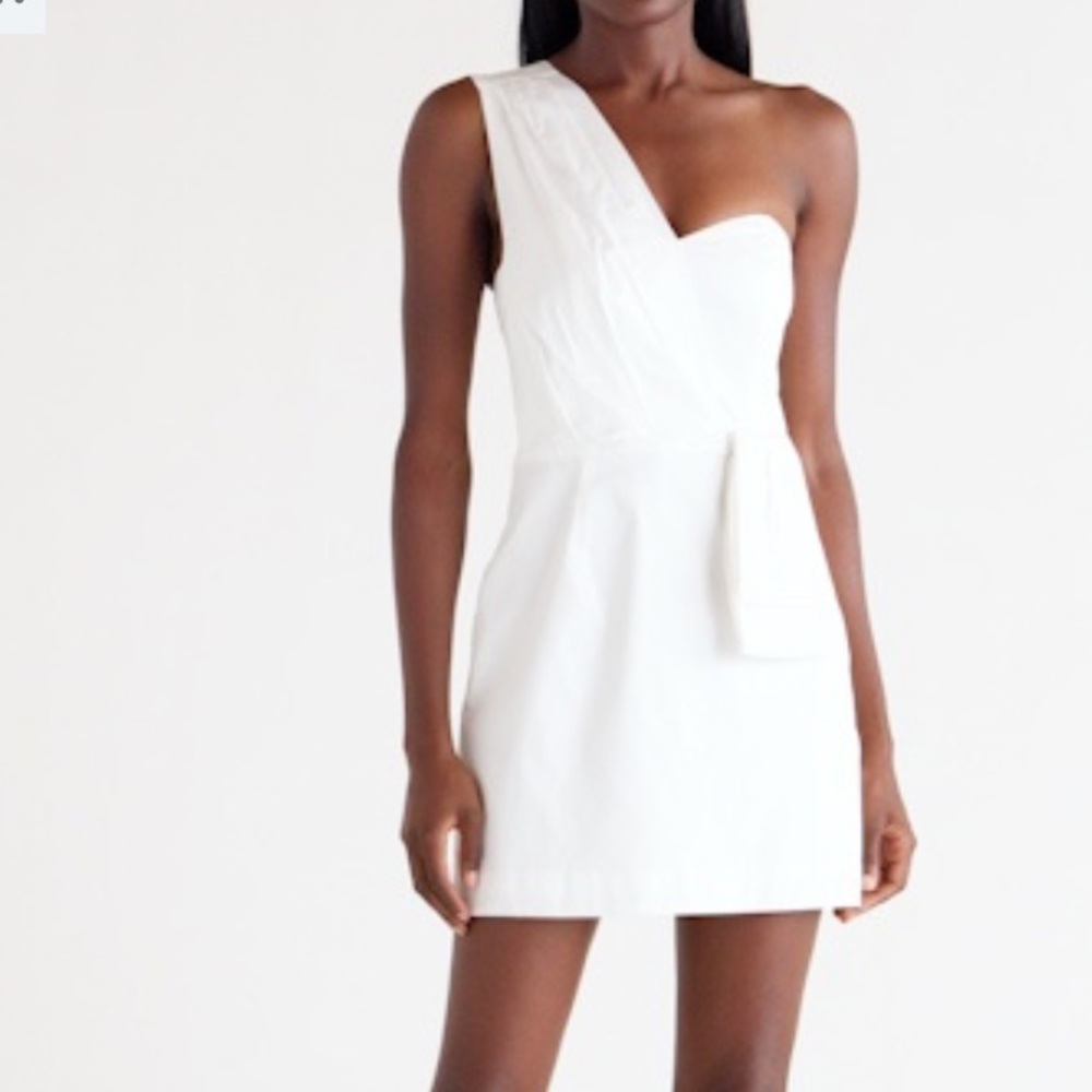 NWT. French Connection Florida Cot One-Shoulder Dress | Sample